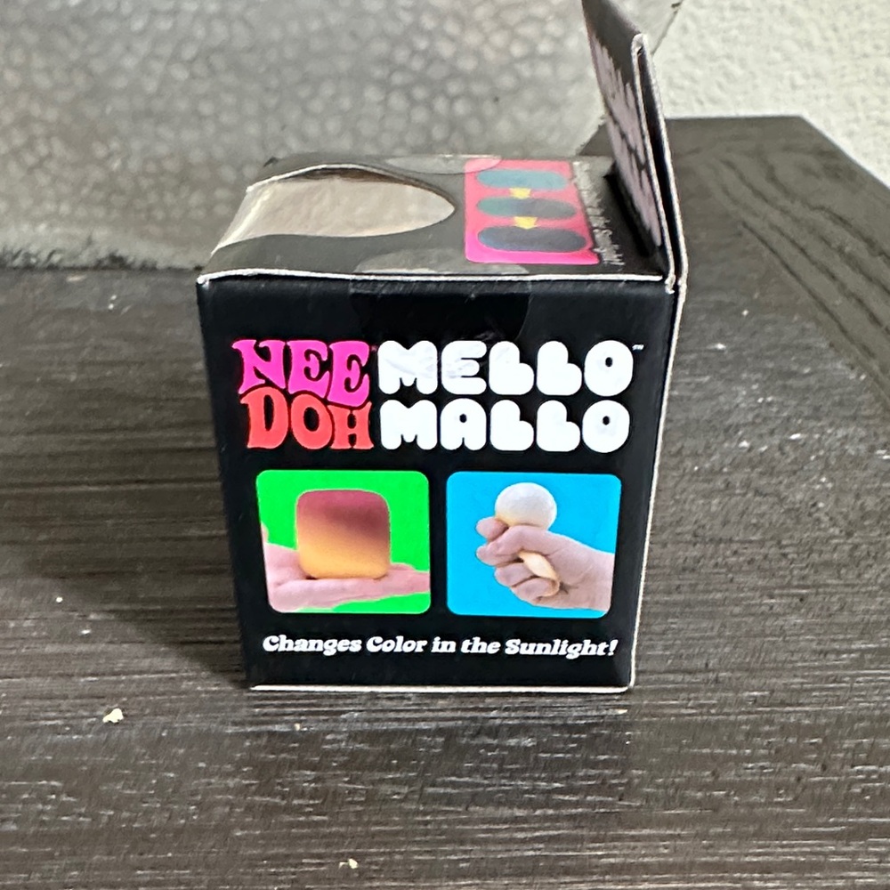 VIRAL 🌪️🐣 NeeDoh Mello Mallo Color-Changing Marshmallow Squishy - Yellow 🐣🚀 - Picture 3 of 11